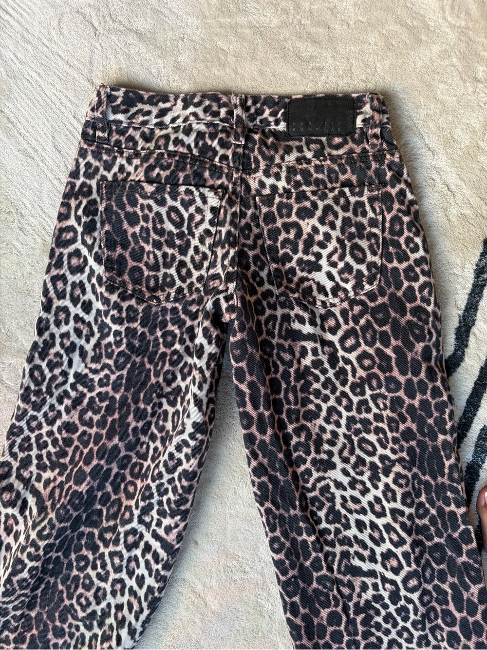 PacSun Leopard Print Straight Leg Jeans Estimated Small 27/28